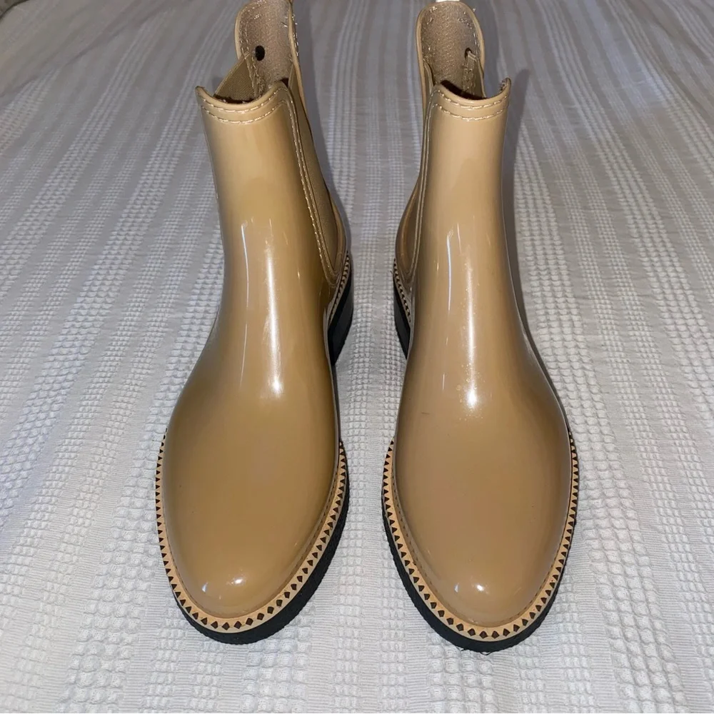 Chelsea Rain Boots LEMON JELLY Tan & Black NWOT size 7